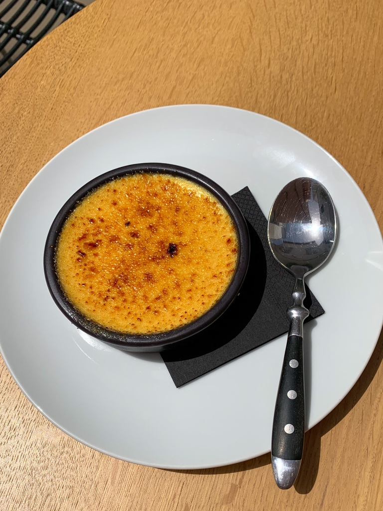 Créme brulée vanille au Grand Marnier - Restaurant Les Mouettes